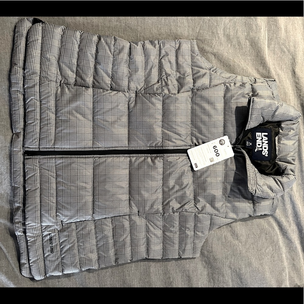 Lands End 600 Puffer Vest - Brand New w/ tags! Black Glen Check Color. Size Med!